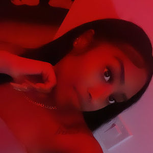 Meet your Posher, Janiya